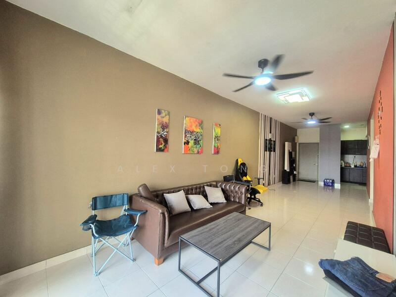 Symphony Heights (Simfoni Heights) untuk Untuk Dijual - RM 285,000, Feb 2026 - Living Room - PropertyGuru.com.my