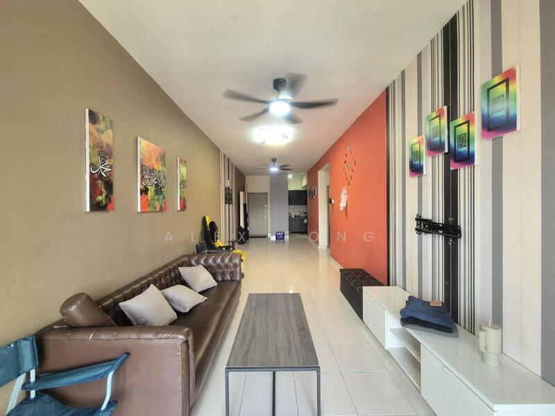 Symphony Heights (Simfoni Heights) untuk Untuk Dijual - RM 285,000, Feb 2026 - Living Room - PropertyGuru.com.my