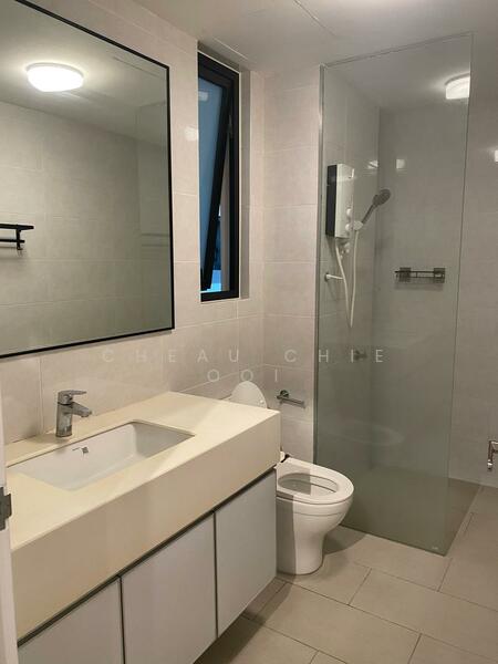 Vertu Resort untuk Untuk Disewa - RM 2,200 /bulan, Mac 2026 - Bathroom - PropertyGuru.com.my