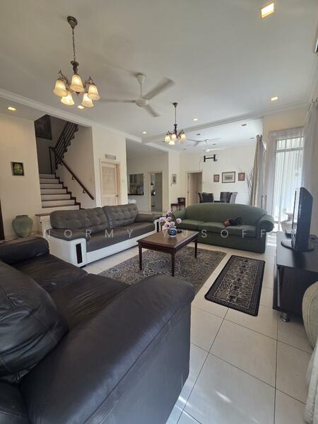 Glenmarie Cove untuk Untuk Dijual - RM 1,190,000, Mac 2026 - Living Room - PropertyGuru.com.my