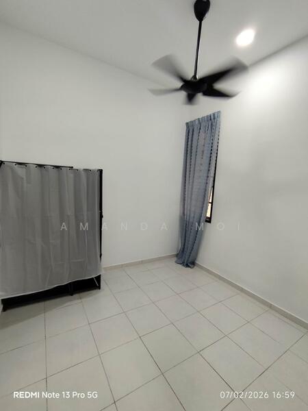 Taman Pasir Putih untuk Untuk Disewa - RM 1,300 /bulan, Feb 2026 - Bedroom - PropertyGuru.com.my