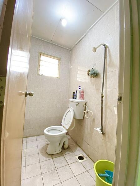 Pangsapuri Seri Bintang untuk Untuk Dijual - RM 198,000, Feb 2026 - Bathroom - PropertyGuru.com.my