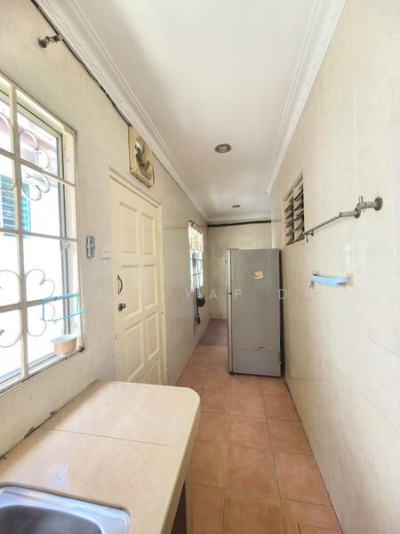 2-storey Terraced House for Sale in Kota Kemuning (Shah Alam) - Lily Yap DH - Corridor - PropertyGuru.com.my