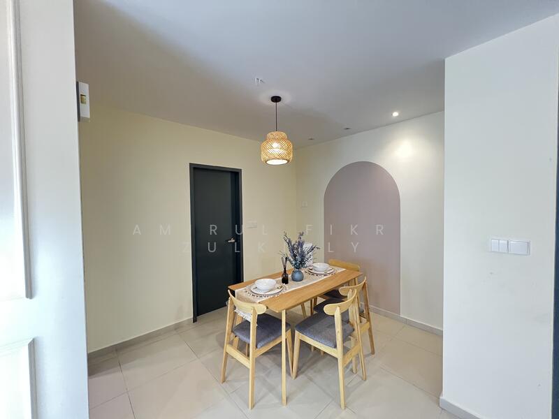 Condominium for Sale at Uno @ Nadayu 99 - Amirul Fikry Zulkifly - Dining Room - PropertyGuru.com.my