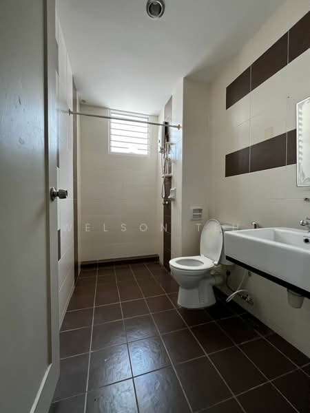 3-storey Terraced House for Rent in Tanjung Bungah (Penang) - Welson Teh - Bathroom - PropertyGuru.com.my