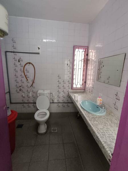 Taman Maluri Double Sty Semi D House For Sale untuk Untuk Dijual - RM 1,700,000, Feb 2026 - Bathroom - PropertyGuru.com.my