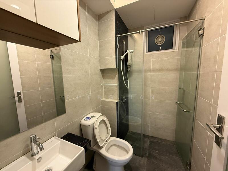 Condominium for Rent at QuayWest Residence - Pheng Han - Bathroom - PropertyGuru.com.my