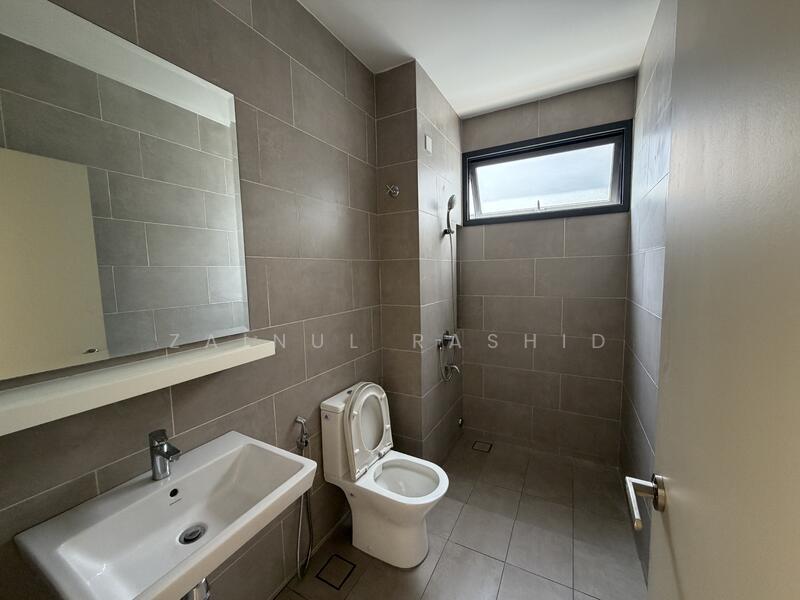 Ilham Residence @ City of Elmina untuk Untuk Dijual - RM 850,000, Mac 2026 - Bathroom - PropertyGuru.com.my