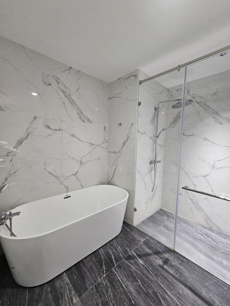 Core Residence @ TRX untuk Untuk Disewa - RM 7,500 /bulan, Feb 2026 - Bathroom - PropertyGuru.com.my