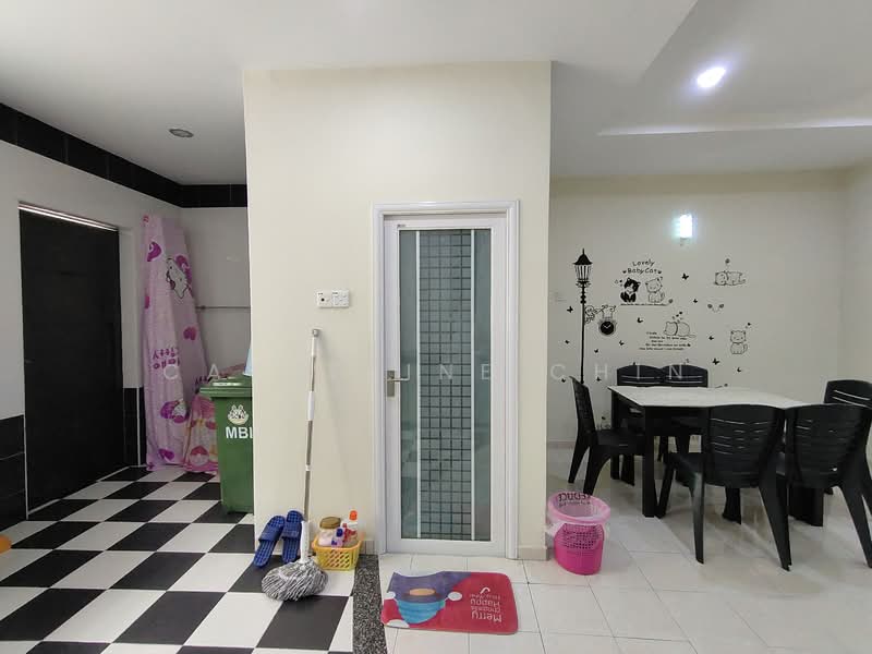 2-storey Terraced House for Sale in Lahat (Perak) - Catherine Chin - Dining Room - PropertyGuru.com.my