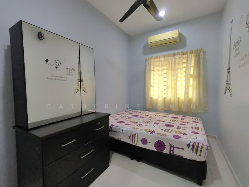 2-storey Terraced House for Sale in Lahat (Perak) - Catherine Chin - Bedroom - PropertyGuru.com.my