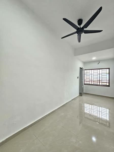 2-storey Terraced House for Sale in Taman Johor Jaya (Johor Bahru) - May Lee - Interior - PropertyGuru.com.my