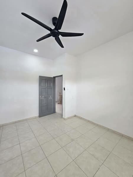 2-storey Terraced House for Sale in Taman Johor Jaya (Johor Bahru) - May Lee - Interior - PropertyGuru.com.my