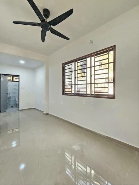 2-storey Terraced House for Sale in Taman Johor Jaya (Johor Bahru) - May Lee - Interior - PropertyGuru.com.my