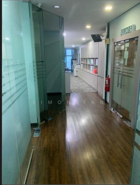 Shop / Office for Rent in Kampung Sungai Kayu Ara (Petaling Jaya) - Simon Tan - Corridor - PropertyGuru.com.my