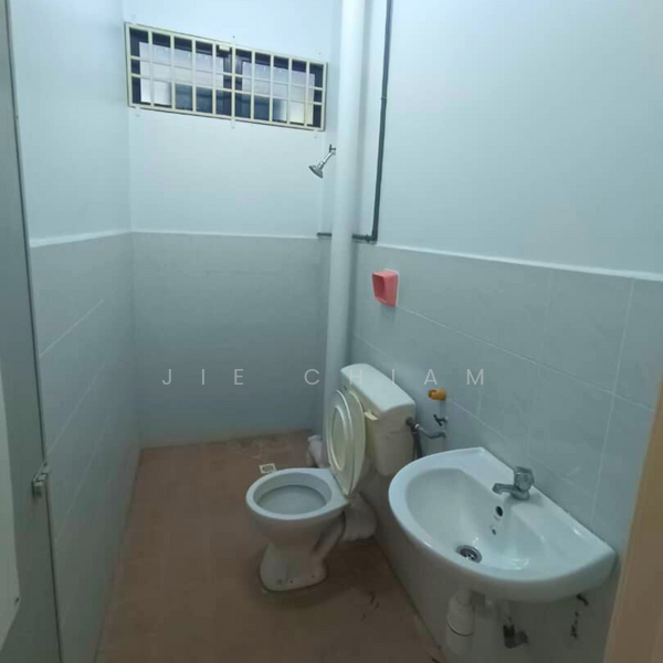 2-storey Terraced House for Sale in Taman Budiman (Bukit Mertajam) - Jie Chiam - Bathroom - PropertyGuru.com.my