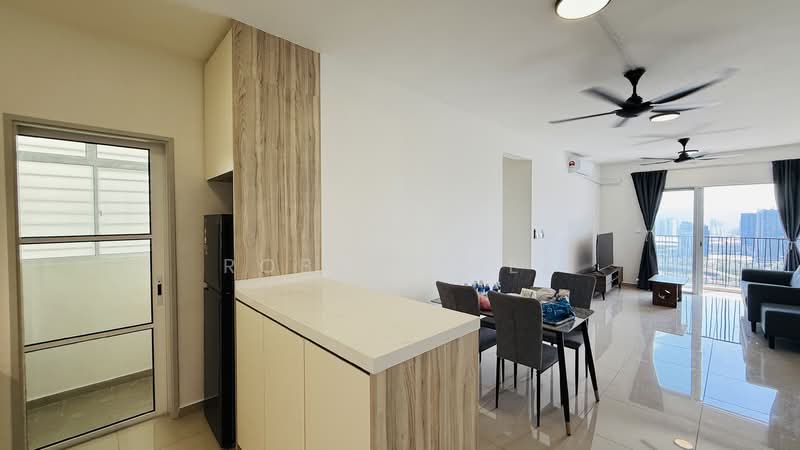 Condominium for Rent at Residensi Dutamas Dahlia - Robert See - Kitchen - PropertyGuru.com.my