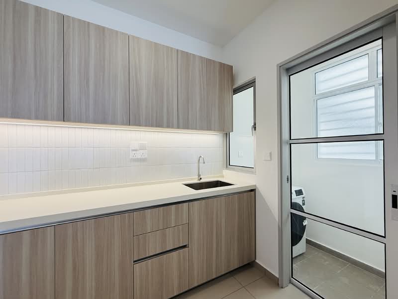 Condominium for Rent at Residensi Dutamas Dahlia - Robert See - Kitchen - PropertyGuru.com.my