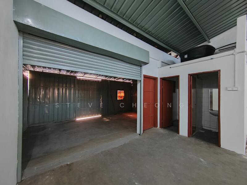 Warehouse for Rent in Puchong (Selangor) - Steve Cheong - Interior - PropertyGuru.com.my