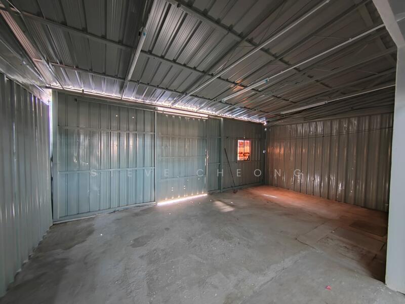 Warehouse for Rent in Puchong (Selangor) - Steve Cheong - Interior - PropertyGuru.com.my