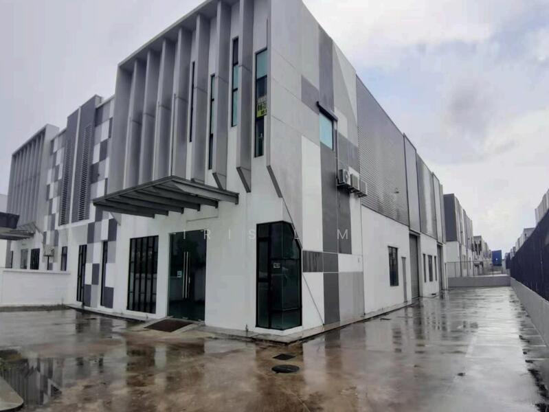 Semi-D Factory for Rent in Eco Business Park 1 (Johor Bahru) - Iris Lim - Exterior - PropertyGuru.com.my