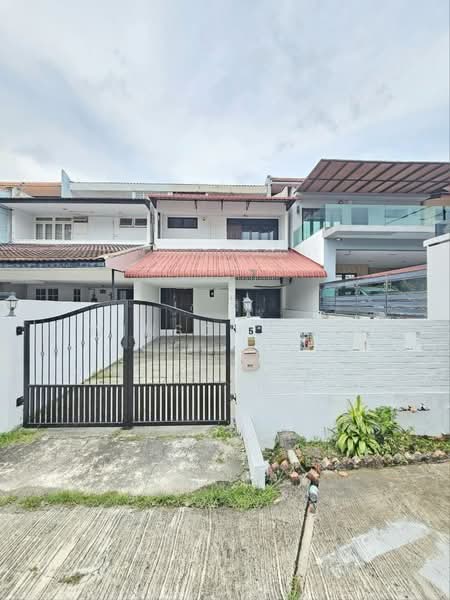 2-storey Terraced House for Sale in Taman Tasek (Johor Bahru) - Winson Tan - Exterior - PropertyGuru.com.my