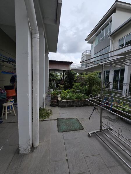 Semi-Detached House for Sale in Senibong (Permas Jaya) - Venica For - PropertyGuru.com.my