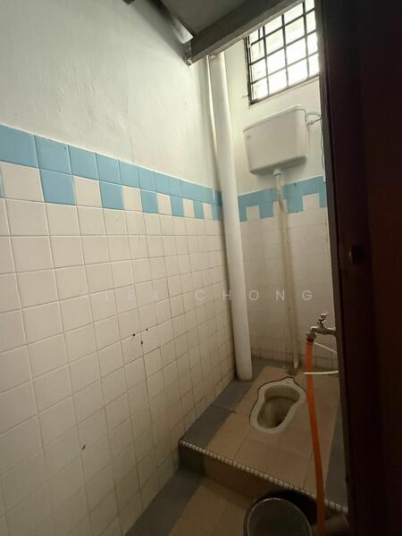 Shop for Rent in Johor Bahru (Johor) - Alex Chong - Bathroom - PropertyGuru.com.my