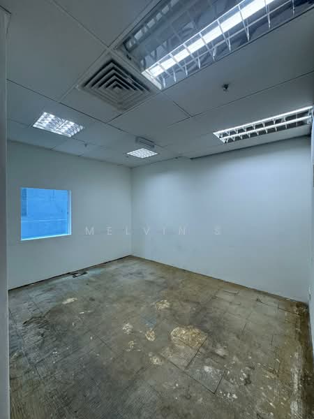 Shop / Office for Rent in Golden Triangle (KL City Centre) - Melvin S - Director room - PropertyGuru.com.my