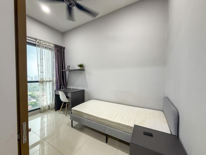 Service Residence for Rent at Dianthus @ Tropicana Gardens - Dixon Loh - Bedroom 2 - PropertyGuru.com.my