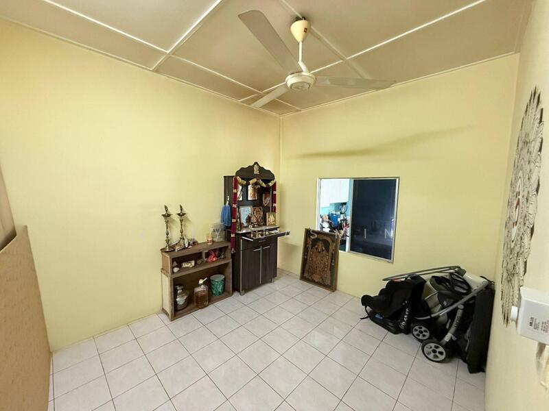 1-storey Terraced House for Sale in Taman Sri Serdang (Seri Kembangan) - Zaty Jasmin - Interior - PropertyGuru.com.my