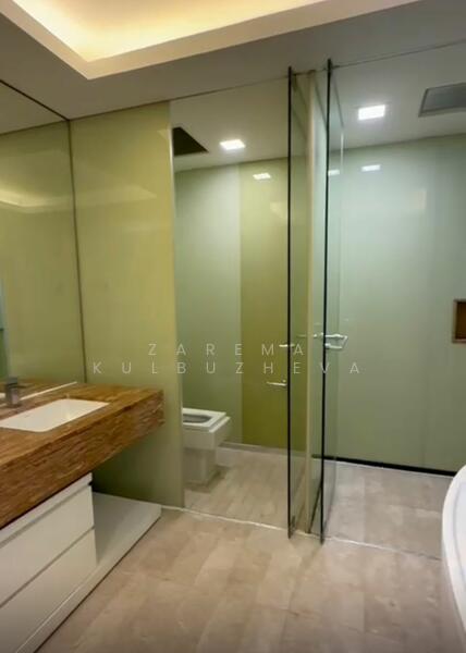 Quadro Residences untuk Untuk Disewa - RM 8,000 /bulan, Feb 2026 - Bathroom - PropertyGuru.com.my