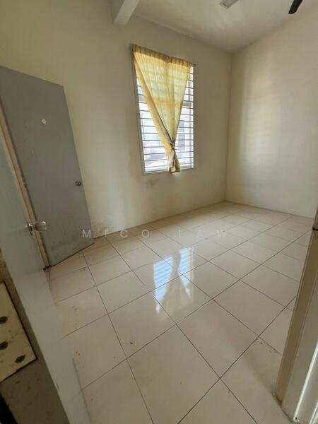 2-storey Terraced House for Sale in Bandar Saujana Putra (Tanjong Duabelas) - Mico Law - Interior - PropertyGuru.com.my