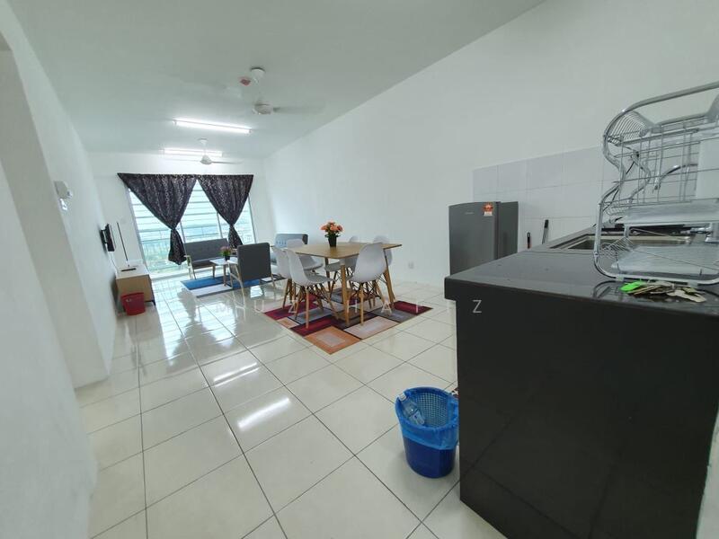 Apartment for Sale at Puncak Hijauan - Muz Hafiz - Living Room - PropertyGuru.com.my