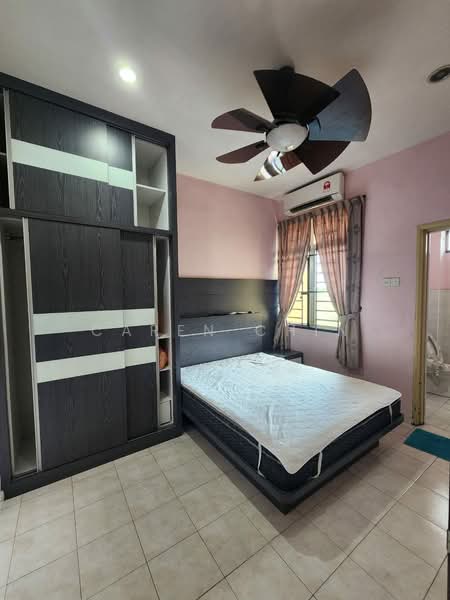 2-storey Terraced House for Rent in Taman Mount Austin (Tebrau) - Caren Chin - Bedroom - PropertyGuru.com.my