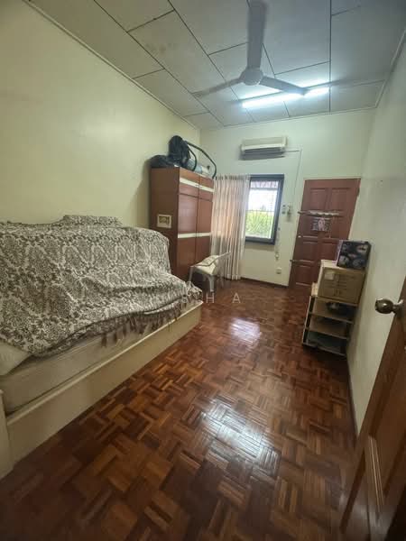 Kampung Bahru, Jalan Dapat Johor Bahru - Double Storey Semi D, Freehold & International Lot, SALE! untuk Untuk Dijual - RM 1,200,000, Feb 2026 - Bedroom - PropertyGuru.com.my