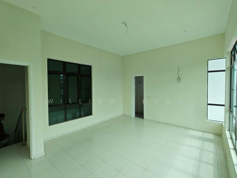 2.5-storey Terraced House for Sale in Taman Ozana Impian (Bukit Katil) - William Chong - Living Room - PropertyGuru.com.my