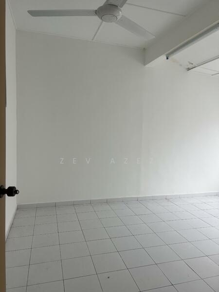Kepong Baru untuk Untuk Disewa - RM 2,300 /bulan, Feb 2026 - Interior - PropertyGuru.com.my