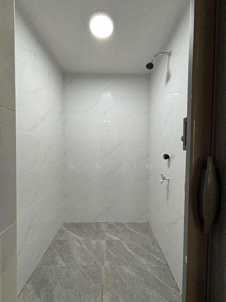 1-storey Terraced House for Sale in Taman Universiti (Skudai) - Win Lim - Bathroom - PropertyGuru.com.my