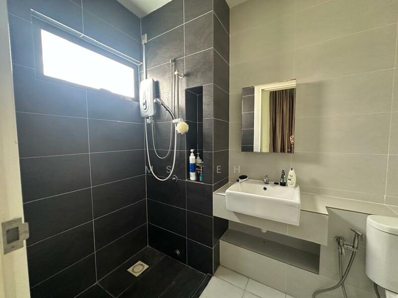 2-storey Terraced House for Rent in Bandar Puncak Alam (Puncak Alam) - Ms Teh - Bathroom - PropertyGuru.com.my