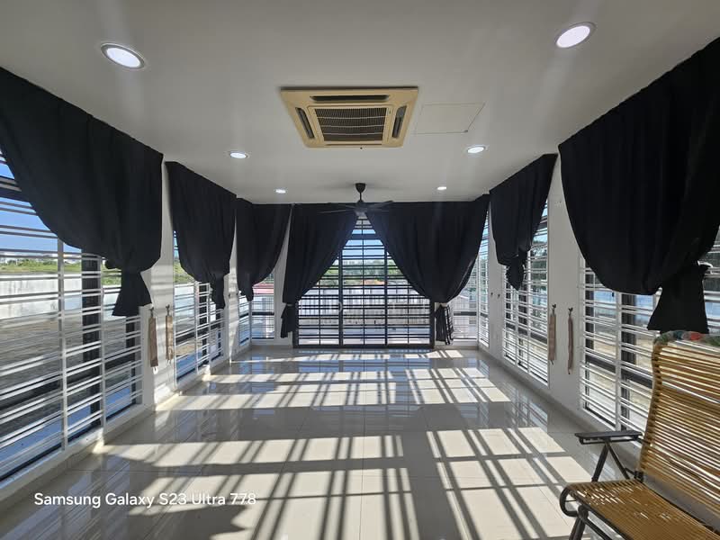 Rumah Banglo untuk Dijual di Alor Gajah (Melaka) - Vito Lee - Balcony - PropertyGuru.com.my