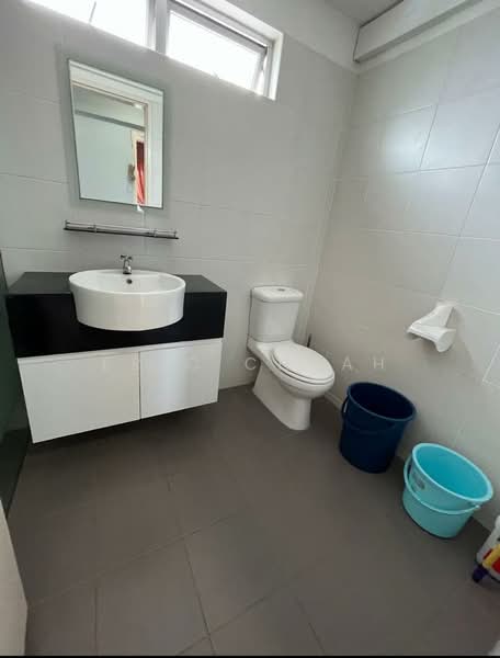 Apartment for Rent at Idaman Residence - Eric Chuah - Bathroom - PropertyGuru.com.my