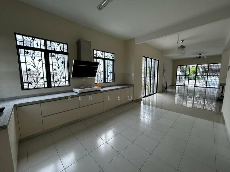 Bungalow for Rent in Sungai Buloh (Selangor) - Ken Leong - Kitchen - PropertyGuru.com.my