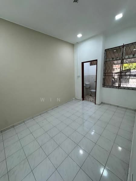 1-storey Terraced House for Sale in Senai (Kulai) - Win Tan - Interior - PropertyGuru.com.my