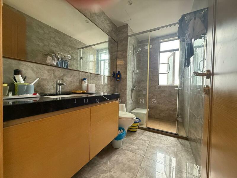 Service Residence for Sale at R&F Princess Cove Phase 1 - Jun Wang - Bathroom - PropertyGuru.com.my