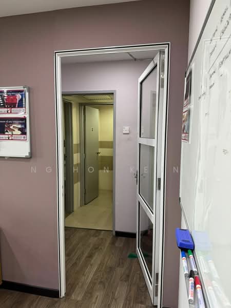 Office for Sale in Petaling Jaya (Selangor) - Ng Hon Keong - Corridor - PropertyGuru.com.my