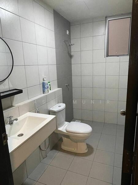 Vista Danau Kota untuk Untuk Disewa - RM 1,990 /bulan, Feb 2026 - Bathroom - PropertyGuru.com.my