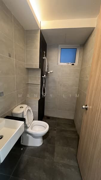 Condominium for Rent at QuayWest Residence - Mandy Lim - Bathroom - PropertyGuru.com.my