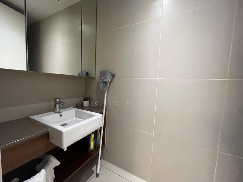 Service Residence for Sale at Stonor 3 - EK Chai - Bathroom - PropertyGuru.com.my
