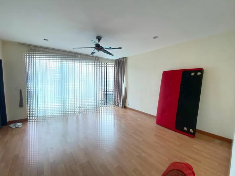3-storey Terraced House for Sale in Prima Selayang (Selayang) - Kiing TW - Living Room - PropertyGuru.com.my
